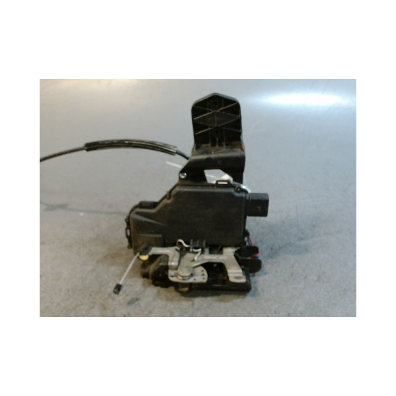SYSTEME CONDAMNATION AVANT DROIT VOLKSWAGEN PASSAT 96-2000