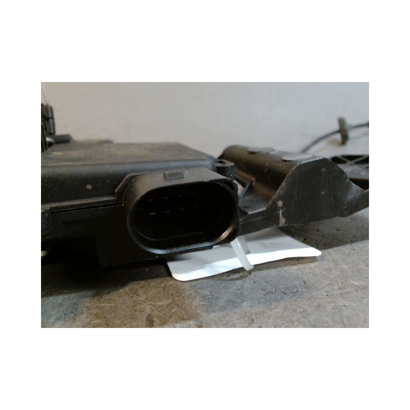 SYSTEME CONDAMNATION AVANT DROIT VOLKSWAGEN PASSAT 96-2000