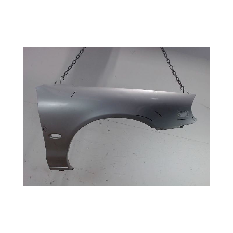 AILE AVANT DROIT FORD MONDEO 96-00