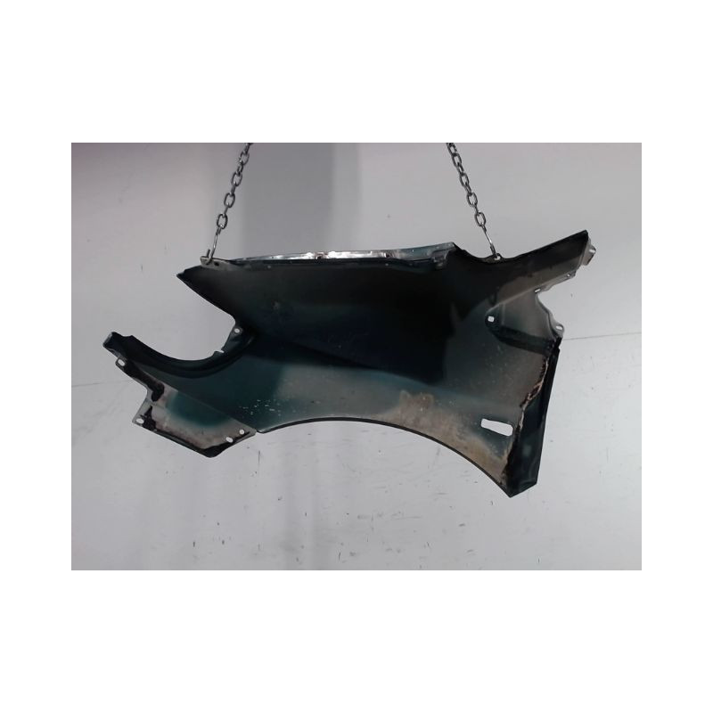 AILE AVANT DROIT MERCEDES VITO COMBI 96-03