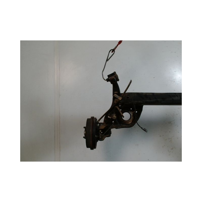 TRAIN ARRIERE NISSAN MICRA
