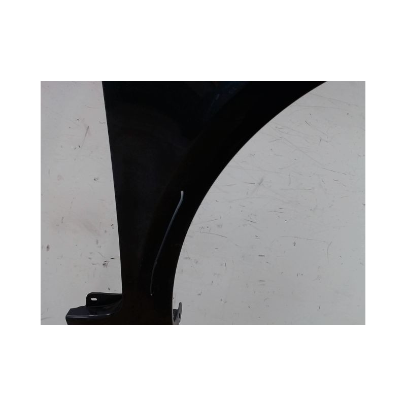 AILE AVANT DROIT RENAULT CLIO III 2005-