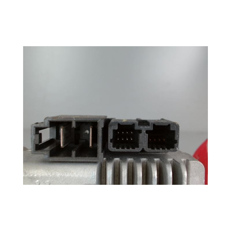 MOTEUR ELECTRIQUE DIRECTION ASSISTEE RENAULT CAPTUR PHASE 1 DIESEL