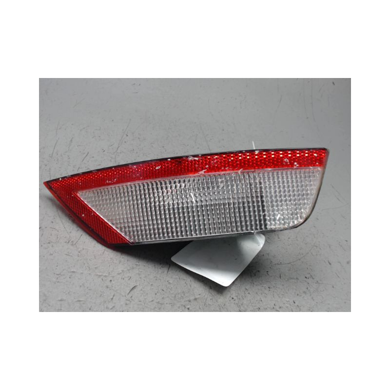 FEU RECUL DROIT FORD FOCUS 2008-