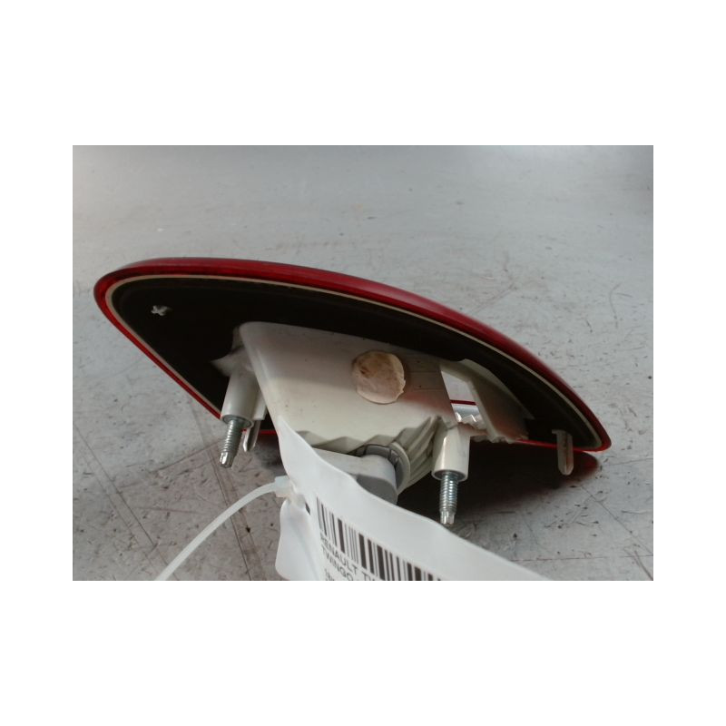 FEU ARRIERE INTERIEUR DROIT RENAULT TWINGO 2 2010-