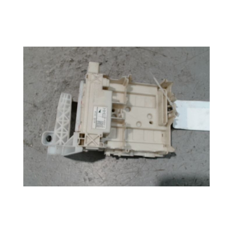 PLATINE FUSIBLE HABITACLE PEUGEOT 108