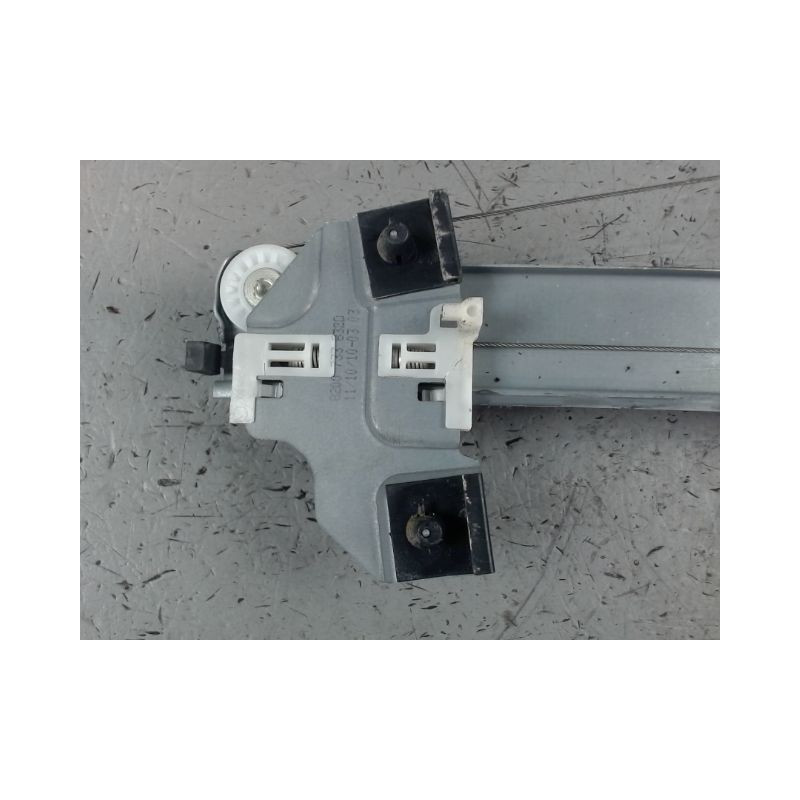 MECANISME+MOTEUR LEVE-GLACE ARRIERE DROIT DACIA SANDERO 2008-