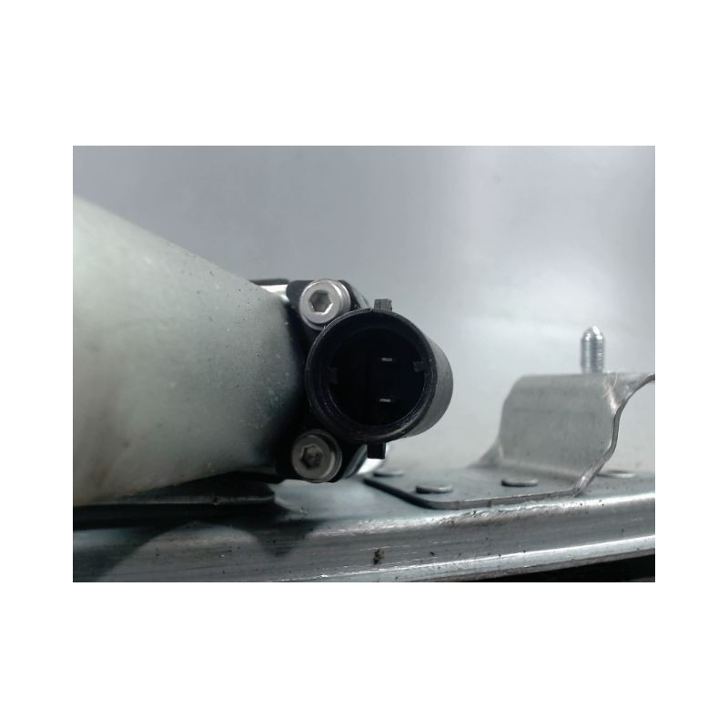 MECANISME+MOTEUR LEVE-GLACE ARRIERE GAUCHE DACIA SANDERO 2008-
