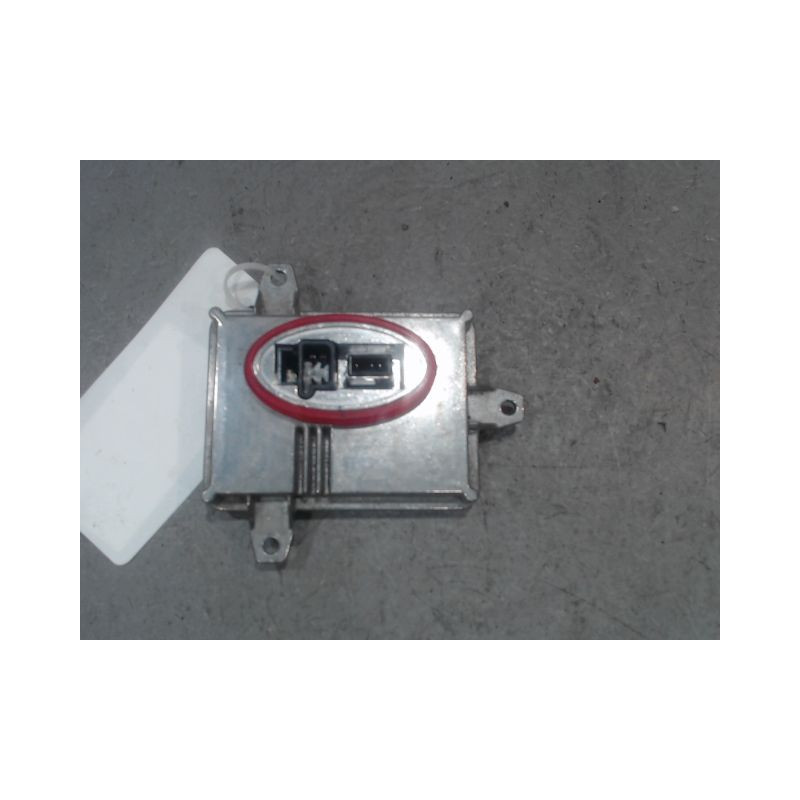 BOITIER XENON PHARE GAUCHE KIA CEE-D