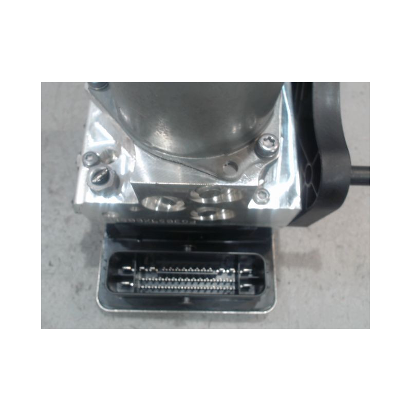 UNITE HYDRAULIQUE ABS MERCEDES GLC