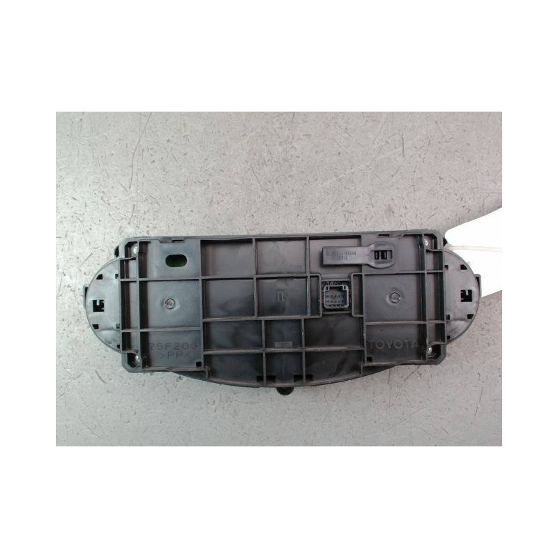 COMMANDE DE CHAUFFAGE TOYOTA YARIS II 2010-