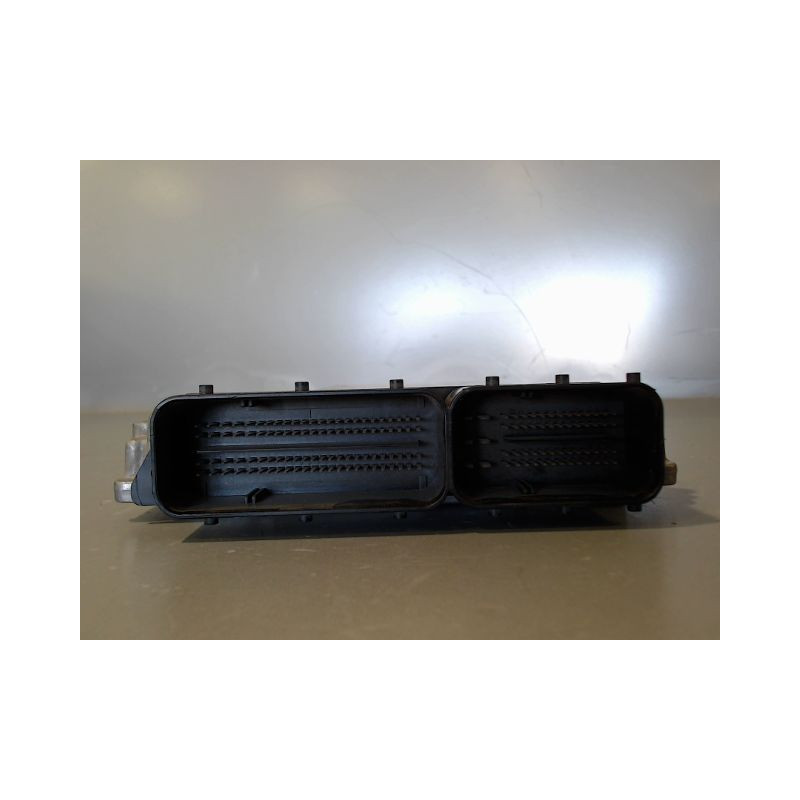 CALCULATEUR MOTEUR BMW SERIE 1 (E87) 04-06