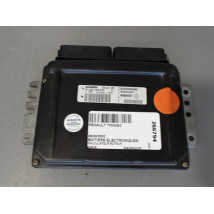 CALCULATEUR MOTEUR RENAULT TWINGO