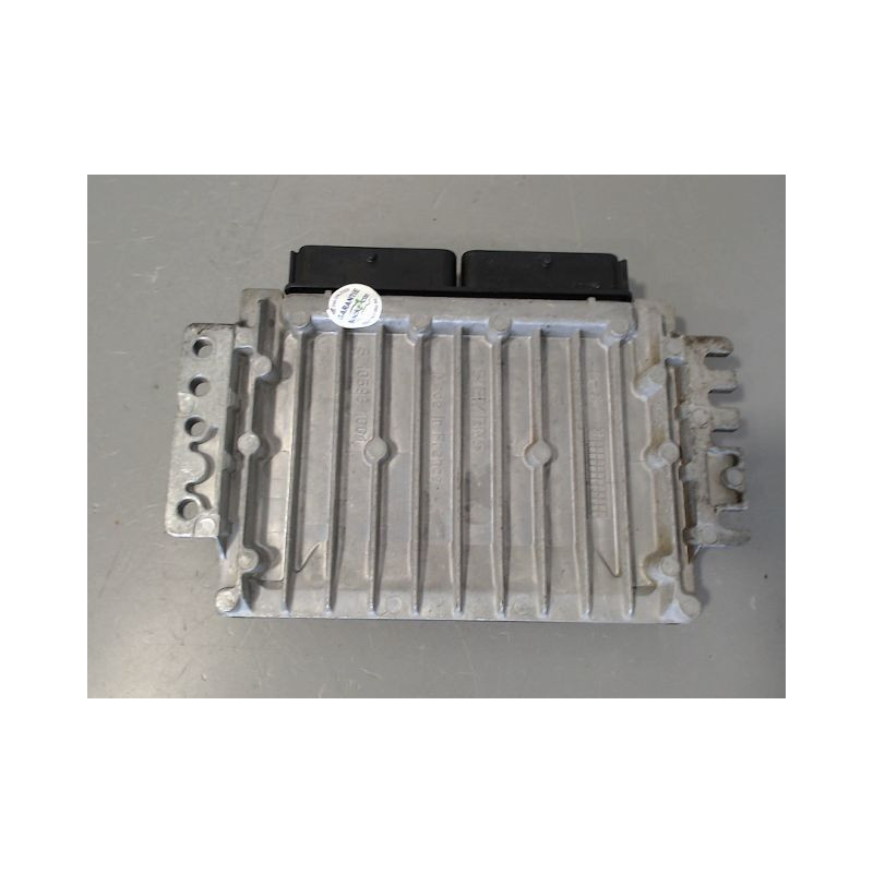 CALCULATEUR MOTEUR RENAULT TWINGO