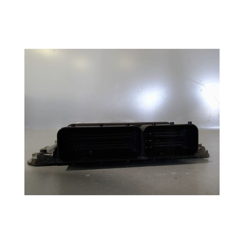 CALCULATEUR MOTEUR OPEL ASTRA