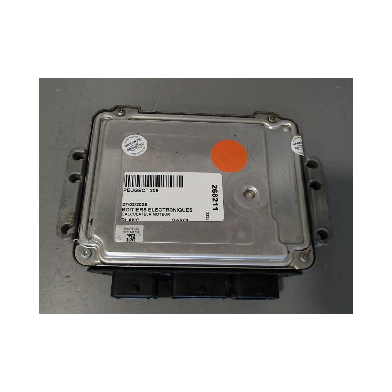 CALCULATEUR MOTEUR PEUGEOT 206