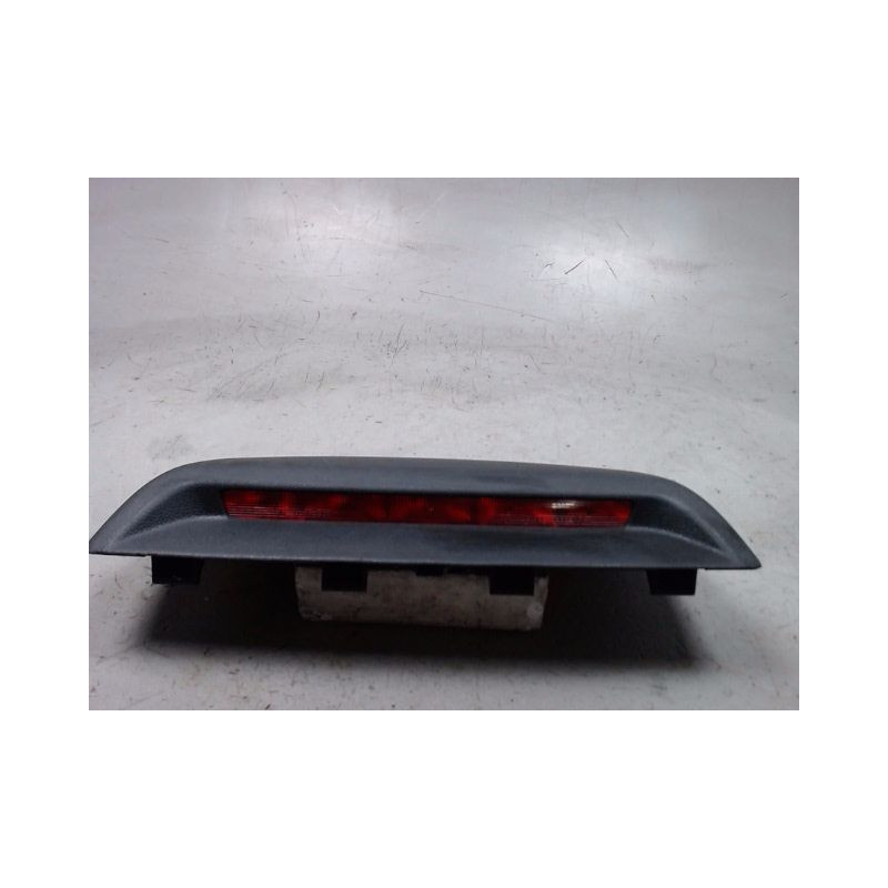 FEUX STOP SUPPLEMENTAIRE CITROEN C-ELYSEE