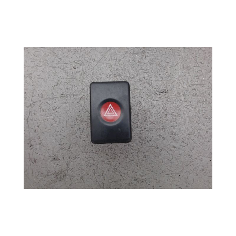 BOUTON DE WARNING DACIA LOGAN