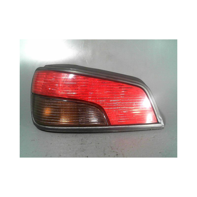 FEU ARRIERE GAUCHE  PEUGEOT 306