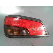 FEU ARRIERE GAUCHE  PEUGEOT 306