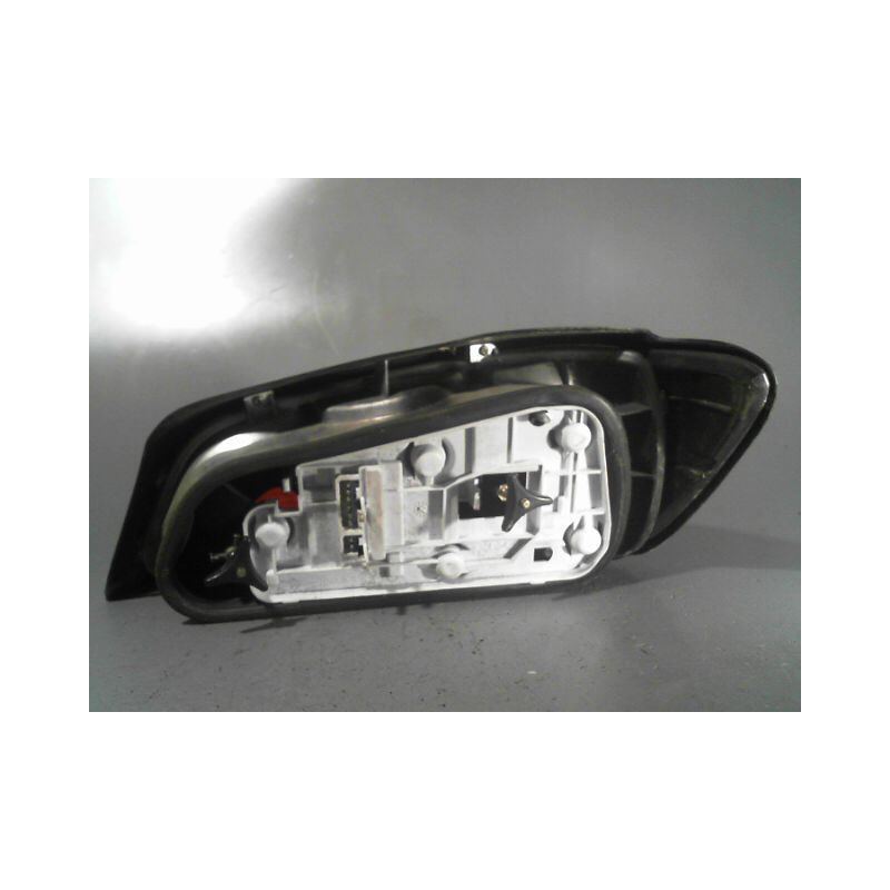 FEU ARRIERE GAUCHE  PEUGEOT 306