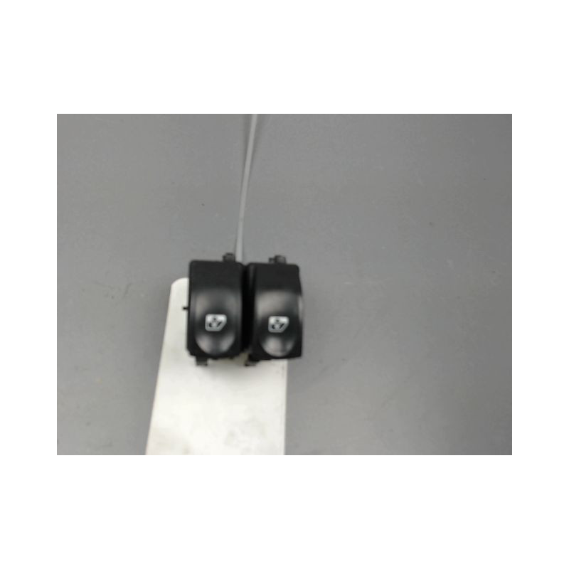 COMMANDE LEVE-GLACE PORTE AVG RENAULT CLIO