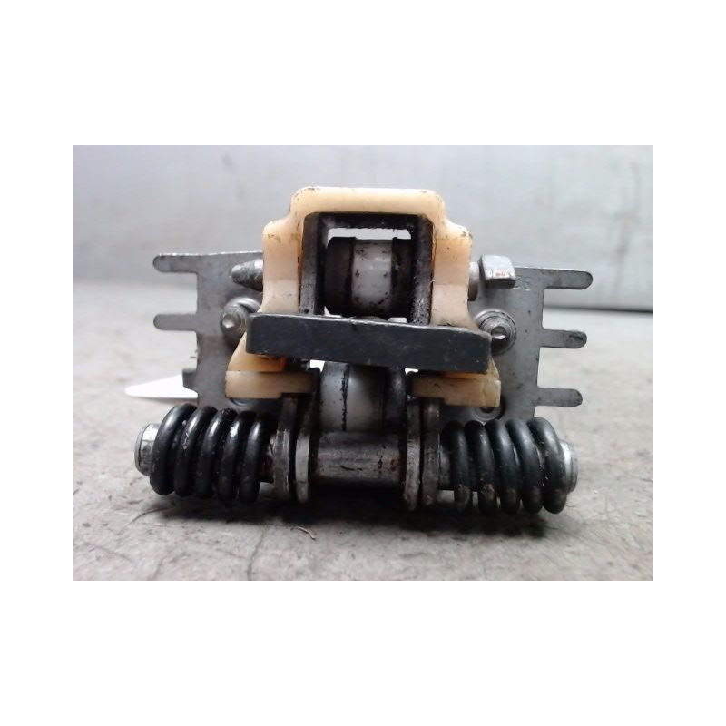 TIRANT PORTE AVANT GAUCHE RENAULT MEGANE III 2008-