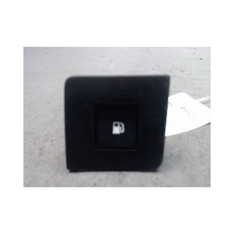 ACTIONNEUR TRAPPE CARBURANT PEUGEOT 407 COUPE