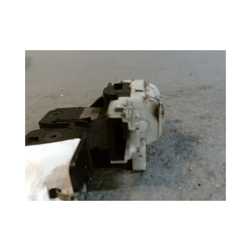 SERRURE HAYON  RENAULT CLIO III 2005-