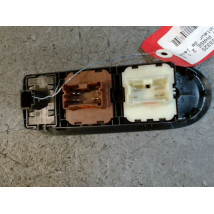 COMMANDE LEVE-GLACE PORTE AVG DACIA DUSTER