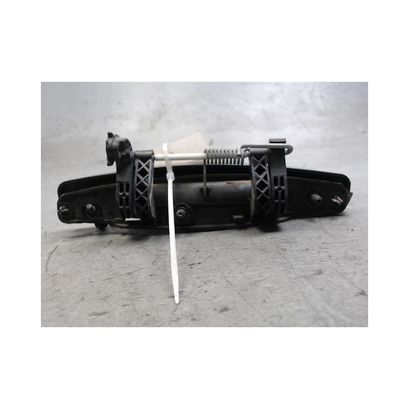 POIGNEE EXTERIEURE PORTE AVANT GAUCHE DACIA SANDERO 2008-