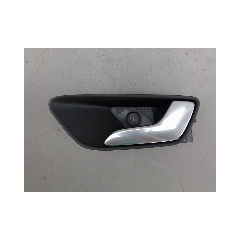 POIGNEE INTERIEURE PORTE AVANT DROIT FORD PUMA