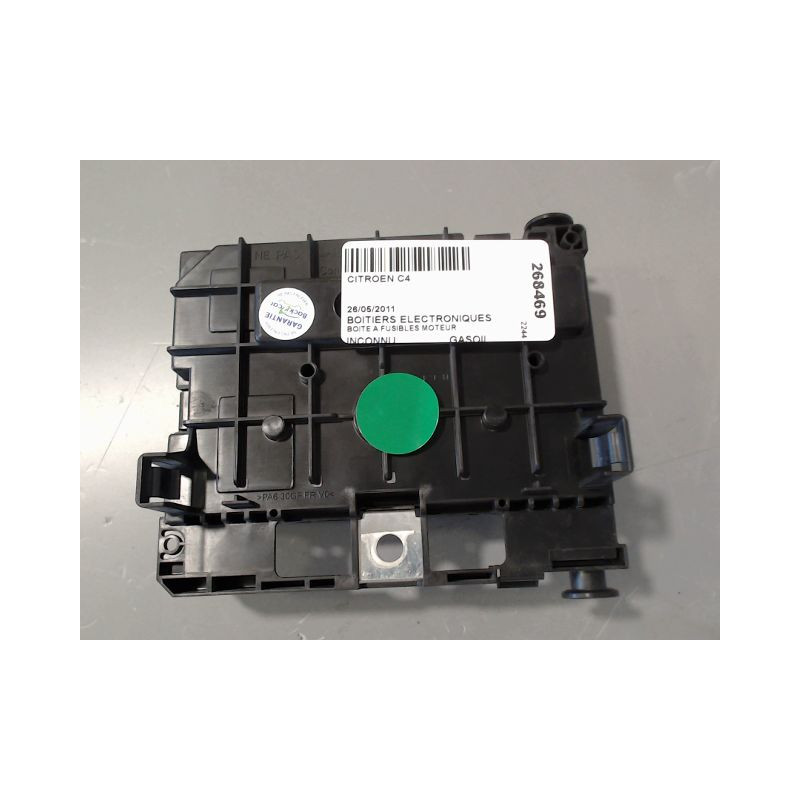 BOITE A FUSIBLES CITROEN C4