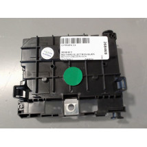 BOITE A FUSIBLES CITROEN C4