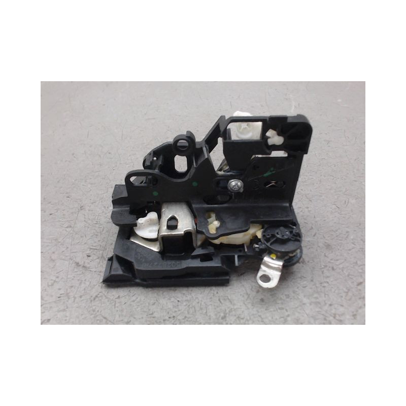 SYSTEME CONDAMNATION ARRIERE DROIT DACIA SANDERO