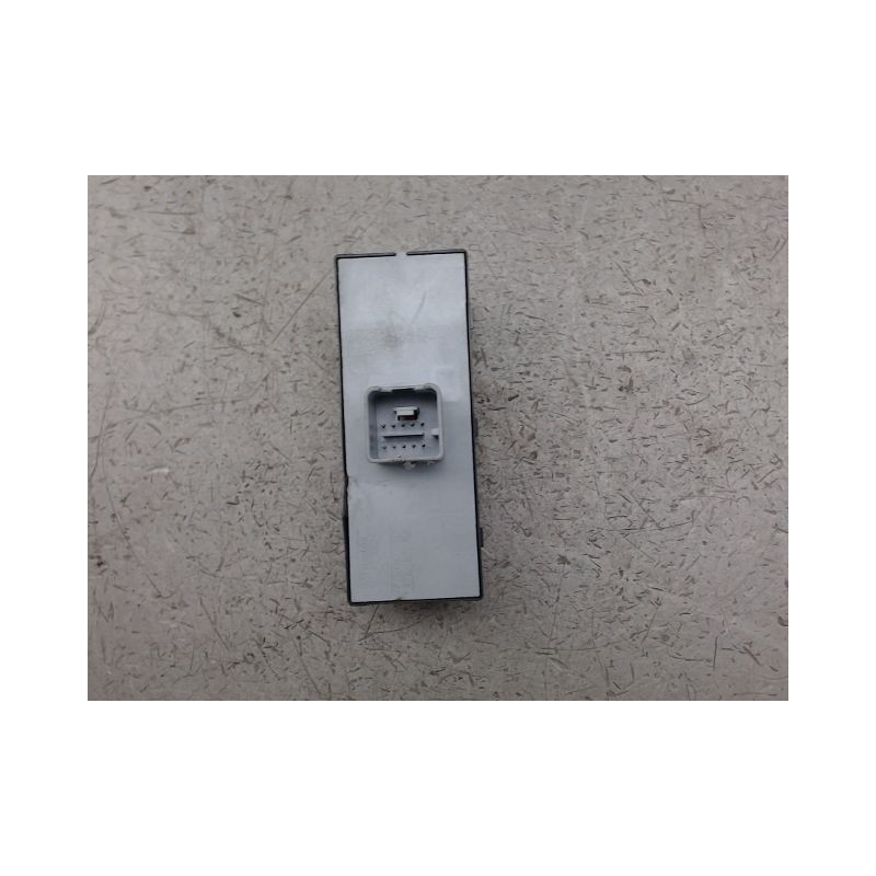 COMMANDE LEVE-GLACE PORTE AVG VOLKSWAGEN POLO