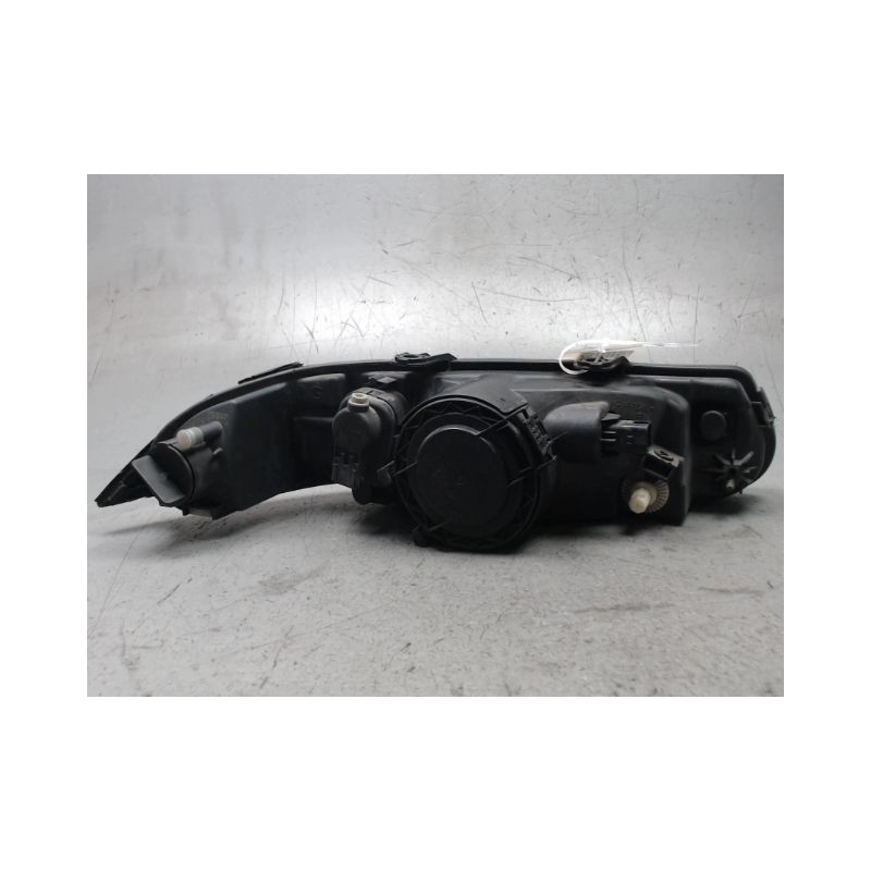 PHARE GAUCHE ROVER 200 96-00