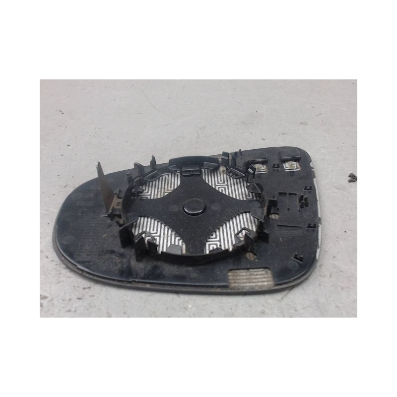 GLACE RETROVISEUR EXT D VOLKSWAGEN GOLF