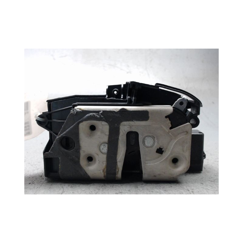 SERRURE PORTE COULISSANTE DROIT FORD T.COURIER
