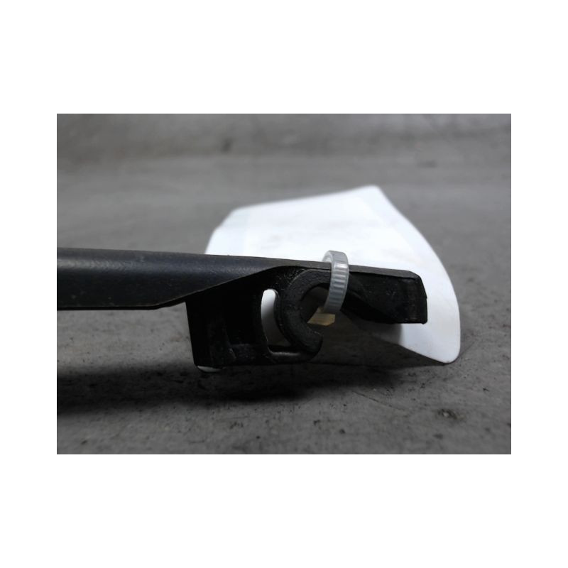BRAS ESSUIE-GLACE ARRIERE HYUNDAI I10