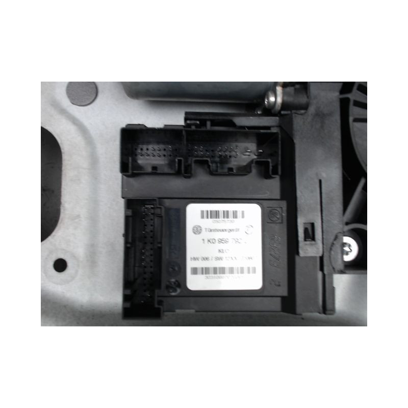 MECANISME+MOTEUR LEVE-GLACE AVANT DROIT VOLKSWAGEN TOURAN