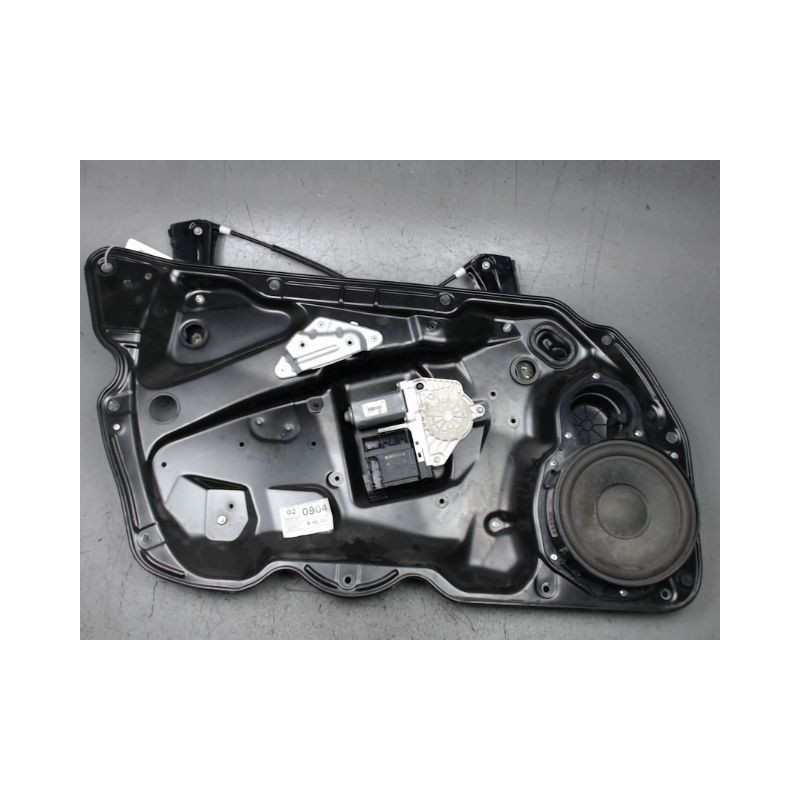 MECANISME+MOTEUR LEVE-GLACE AVANT GAUCHE VOLKSWAGEN PASSAT SW 2005-