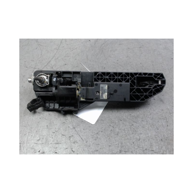 POIGNEE EXTERIEURE PORTE AVANT GAUCHE ALFA ROMEO GUILIETTA 2010-