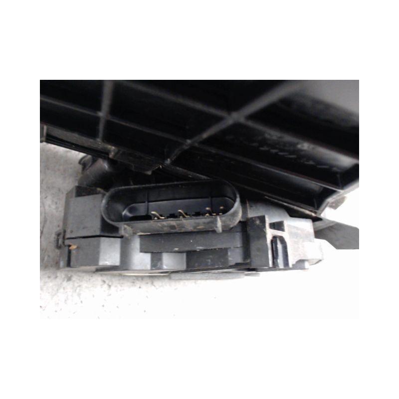 SYSTEME CONDAMNATION ARRIERE DROIT FORD FIESTA