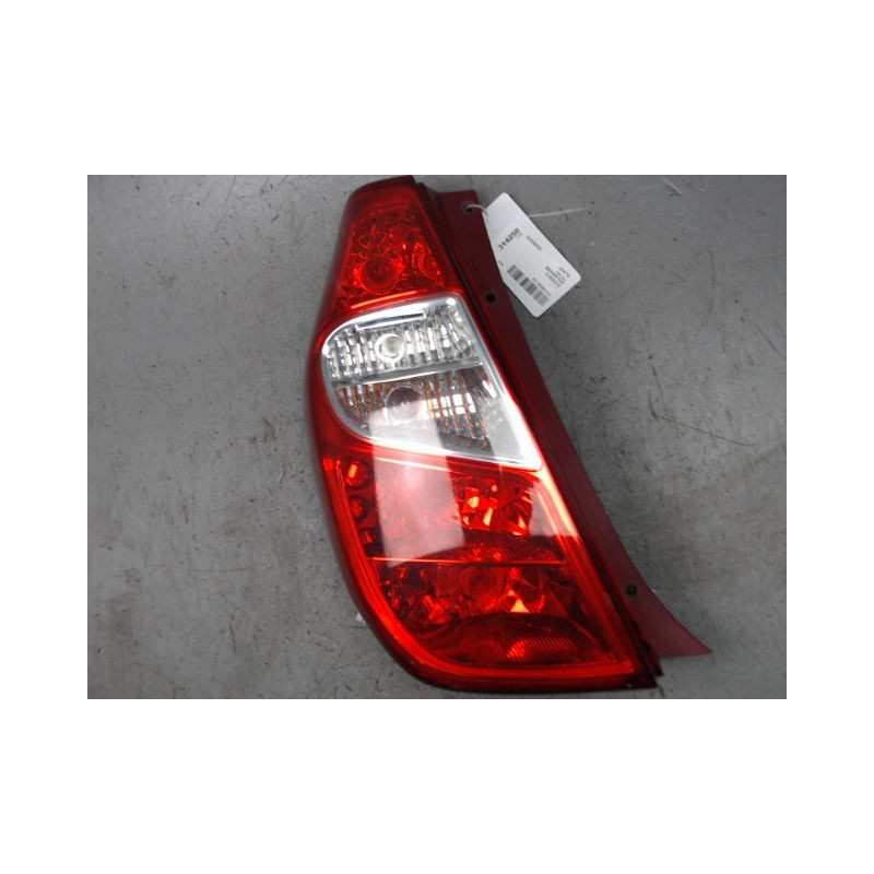 FEU ARRIERE GAUCHE  HYUNDAI I10