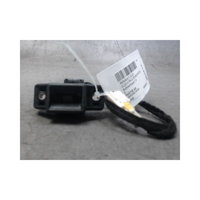 SERRURE HAYON  RENAULT CLIO II PH.2 01-06