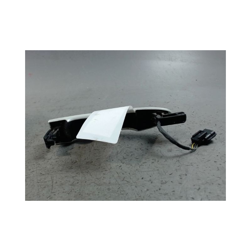POIGNEE EXTERIEURE PORTE AVANT GAUCHE RENAULT KADJAR