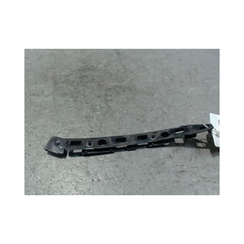 SUPPORT PARE-CHOC ARG MERCEDES CLASSE A 2004-