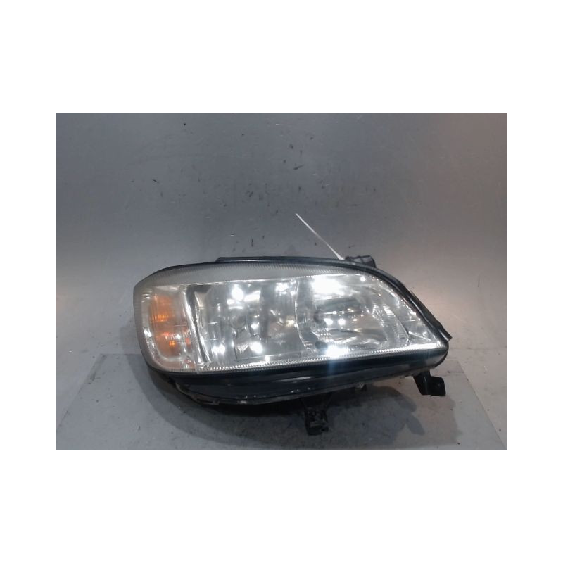 PHARE DROIT OPEL ZAFIRA