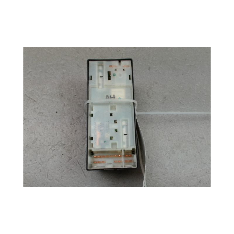 COMMANDE LEVE-GLACE PORTE AVG NISSAN MICRA 2009-